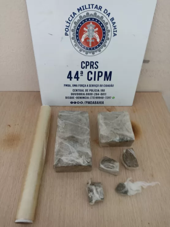 Policiais Militares do PETO - 44ª CIPM prendem homem com drogas em Medeiros Neto