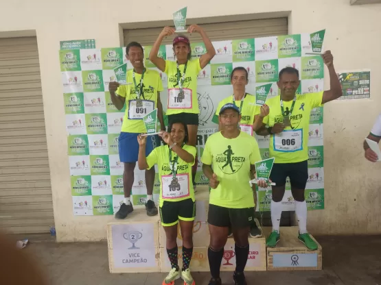 Equipe Água Preta de Itanhém se destaca na I Corrida da Independência de Novo Oriente de Minas 