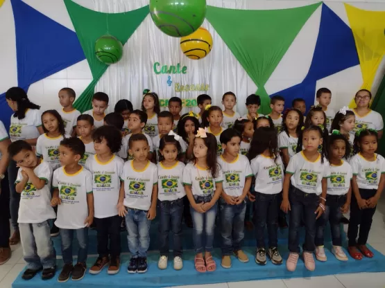 Em ritmo de Copa do Mundo, o Centro Municipal de Educação Infantil  de Itanhém apresenta o Cante & Encante (