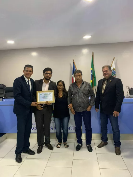 Jan Clésio Pires e Maurício de Novais recebem Moções de Aplausos na Câmara Municipal de Itanhém