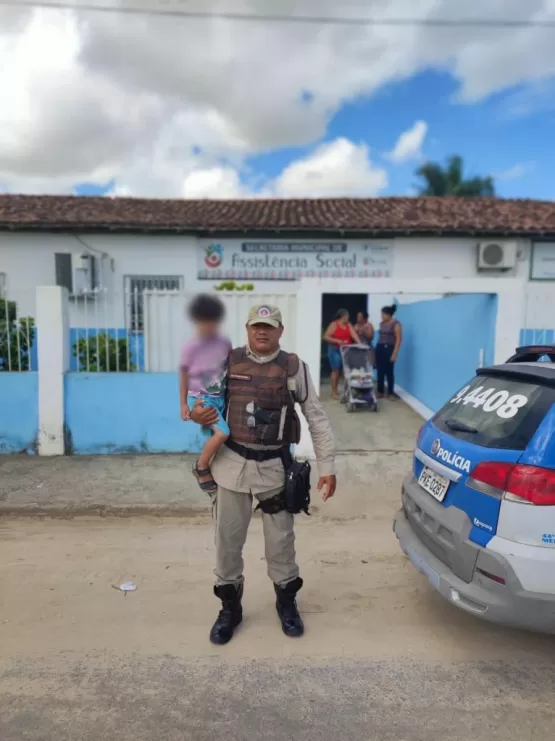 Policiais Militares da 44ª CIPM encontram criança que estava perdida em Ibirapuã