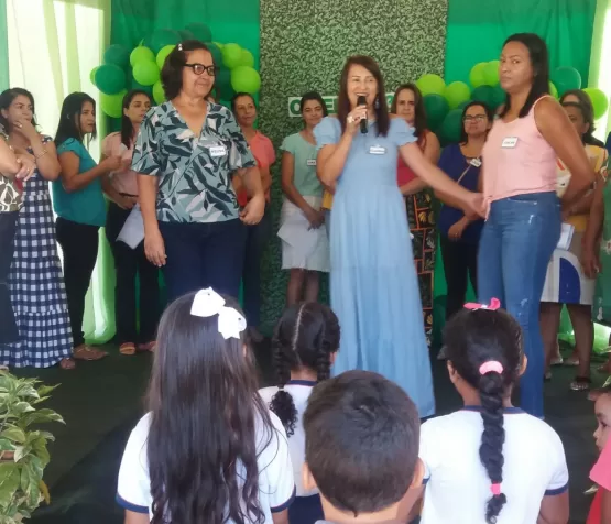 Centro Municipal de Educação Infantil de Itanhém encanta crianças e adultos no seu 1º dia de aula de 2023