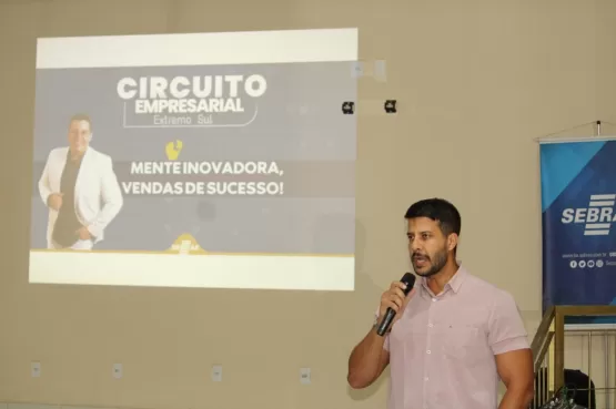 Em parceria com a prefeitura e a CDL, Sebrae realiza a palestra “Mente Inovadora, Vendas de Sucesso”, em Itanhém