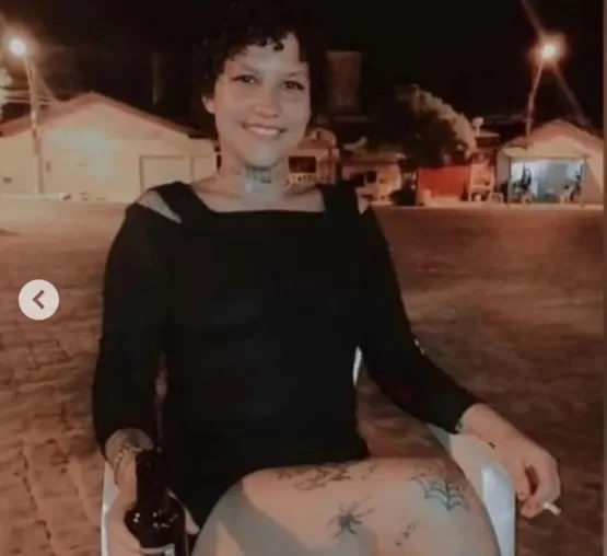 NAMORADA DE SUSPEITO DO ASSASSINATO DE LOTEIRO É PRESA COM DROGAS EM MEDEIROS NETO