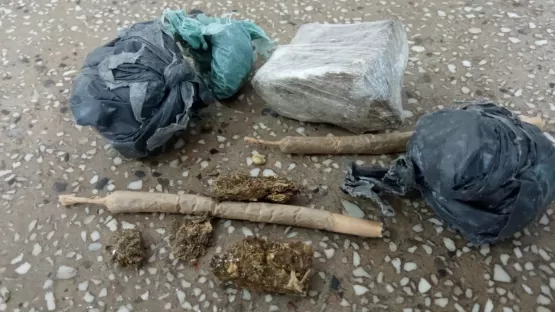 Policiais da 44ª CIPM prendem homens com drogas em Itanhém