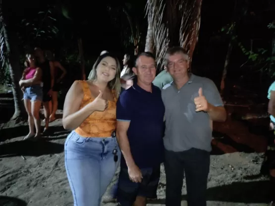 Prefeito Mildson Medeiros entrega caçamba nova para comunidade de Ibirajá