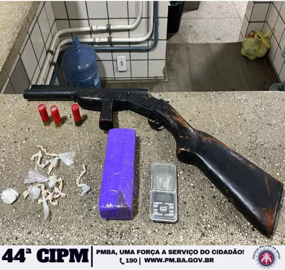 Apreensão de Arma de Fogo e Drogas em Lajedão pela 44ª CIPM