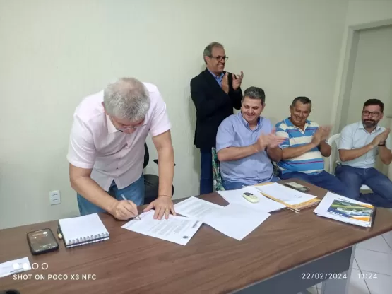 Prefeito Mildson regulariza a efetivação de cinco agentes de combate a endemias
