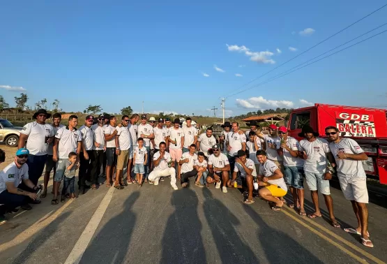 Aconteceu no último sábado (21/09) em Itanhém o 4º Encontro de Caminhoneiros