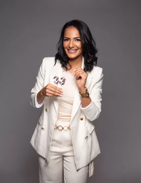 DESTAQUE EMPRESARIAL 2023 - DRA. NAIANE DIAS: A PSICÓLOGA QUE CONQUISTOU ITANHÉM E O MUNDO