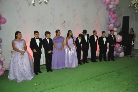 Dia 11 de dezembro de 2024, o Centro de Convenções foi palco de um momento único e emocionante: a formatura da 34ª turma do 5º ano do Instituto Educacional Crescer