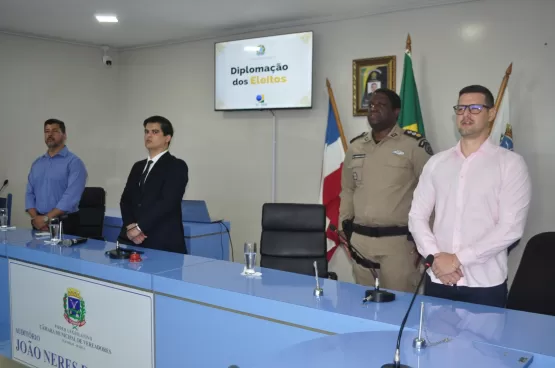 Prefeito Bentivi e Vereadores de Itanhém são Diplomados em Solenidade na Câmara de Vereadores