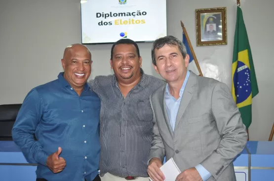 Prefeito Bentivi e Vereadores de Itanhém são Diplomados em Solenidade na Câmara de Vereadores