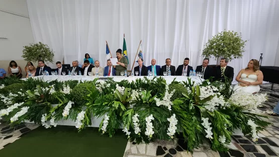 Prefeito vice prefeito e Vereadores de Itanhém são Empossados na Tarde desta Segunda-Feira (01)