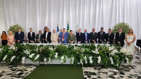 Vereador Fábio Pereira Toma Posse e Destaca Compromisso com Mudanças Positivas para Itanhém