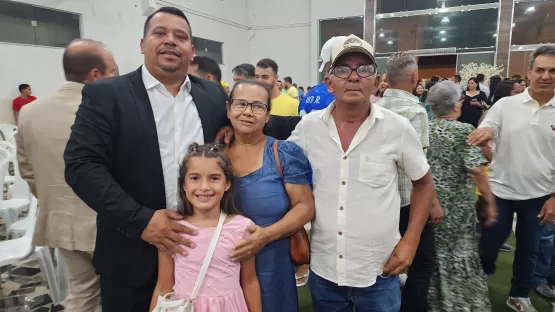 Vereador Fábio Pereira Toma Posse e Destaca Compromisso com Mudanças Positivas para Itanhém