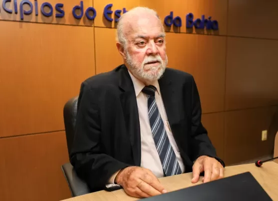 TCM apura irregularidades na transmissão de cargos municipais