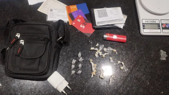 Polícia Militar intercepta suspeitos em fuga e apreende drogas em Eunápolis