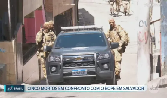 Cinco criminosos morrem em confronto com o “BOPE” em Salvador; Armas, munições, dinheiro, colete, drogas foram apreendidos