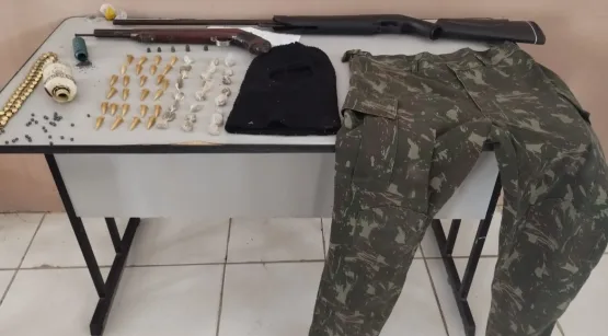 MBA APREENDE ARMA E DROGAS EM SANTA LUZIA DO NORTE, DISTRITO DE MEDEIROS NETO