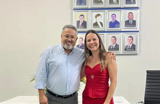 Nova diretoria da CDL de Itanhém toma posse para o biênio 2025/2027