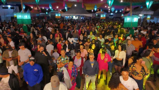 Arraiá do Água Preta começa em grande estilo com muito forró, segurança e resgate cultural em Itanhém e  hoje tem mais! Veja a programação completa