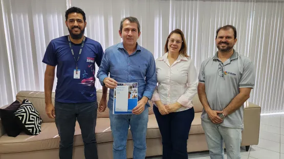 Prefeitura de Itanhém se reúne com o SENAI para fechar proposta de cursos profissionalizantes voltados ao CadÚnico e Bolsa Família