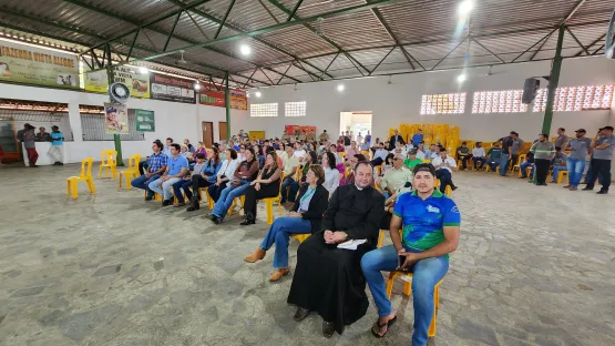 Nesta quinta-feira, 14 de agosto, foi realizada a cerimônia oficial de abertura da 23ª Exposição Agropecuária de Itanhém (Exponhém), que este ano também celebra os 63 anos de emancipação política do município. O evento, realizado no Tatesal do Parque de E