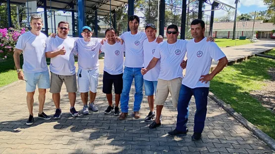 Depois De 36 Anos, Alunos Do Colégio Polivalente De Itanhém Se Reencontram