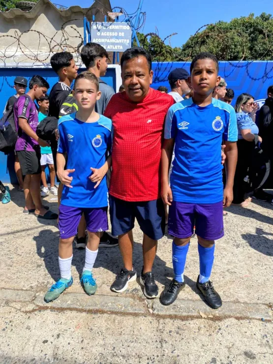 Atletas do Projeto Resgate em avaliação no Cruzeiro Esporte Clube.
