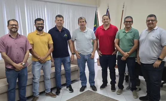 Prefeito Bemtivi Anuncia Novas Conquistas Para Itanhém: Creche, Caminhão Baú e Areninha No Monte Santo