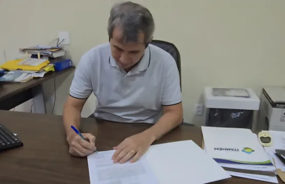 Prefeito Bemtivi Anuncia Novas Conquistas Para Itanhém: Creche, Caminhão Baú e Areninha No Monte Santo