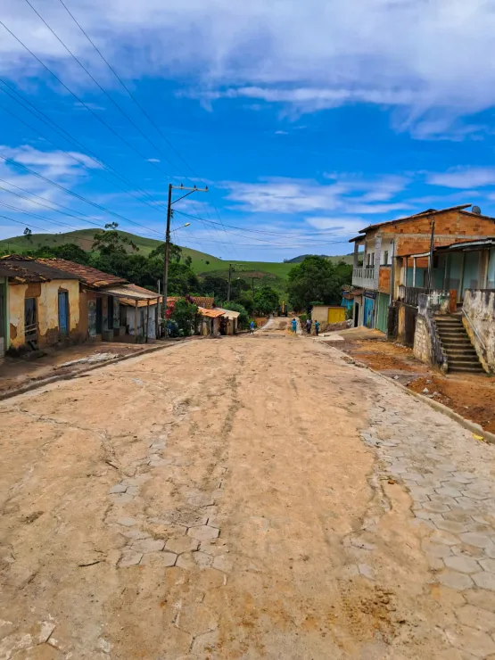 Calçamento Da Entrada Da Santa Rita Avança E Comunidade Comemora Realização De Um Sonho Calçamento Da Entrada Da Santa Rita Avança E Comunidade Comemora Realização De Um Sonho