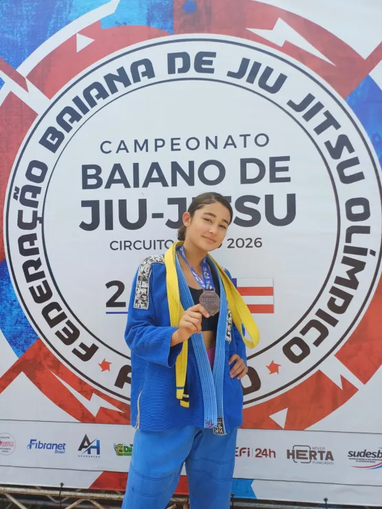 Escola de Jiu-jitsu Pinheiros Family Brilha no Campeonato Baiano e Conquista Título por Equipes