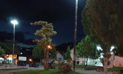 A pedido do vereador Fábio Pereira, a Praça da Matriz e outras ruas de Ibirajá voltam a brilhar com a nova iluminação pública