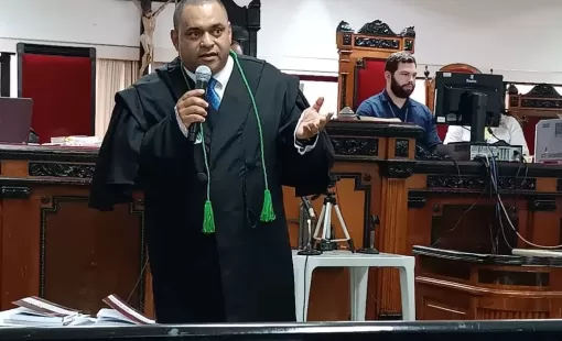 Advogado Zenildo de Abreu Reis retorna à região para júri popular em Medeiros Neto nesta quarta-feira, 13 de novembro