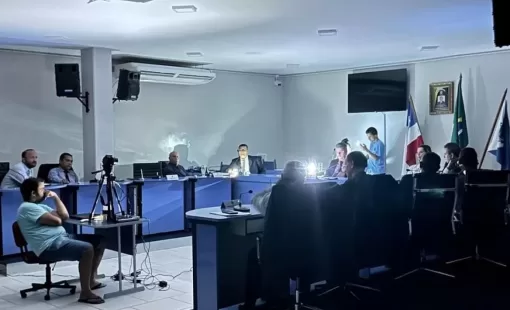 Câmara de Itanhém aprova reforma da Lei Orgânica Municipal com abstenção de André Correia e Caboquinho