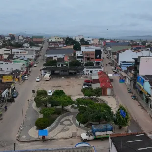 Veja vídeo - Com recursos próprios, Prefeitura segue com reforma acelerada do Terminal Rodoviário de Itanhém