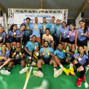 Itanhém conquista título masculino e vice no feminino na segunda etapa da Liga de Voleibol do Extremo Sul