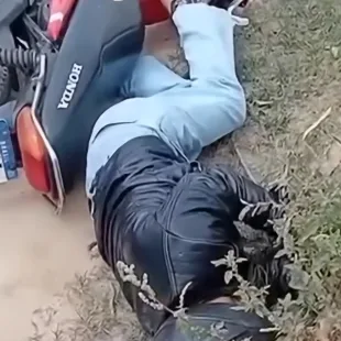 Motociclista é encontrado morto ao lado da moto em Itanhém