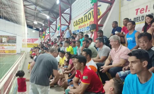 Muitos gols e jogos emocionantes na 3ª rodada da Copa Comércio de Itanhém. Confira resultados