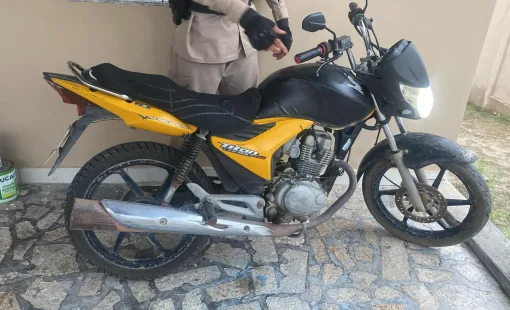 PMBA REALIZA AÇÃO E RECUPERA VEÍCULO COM RESTRIÇÃO DE FURTO E ROUBO EM ITABATÃ