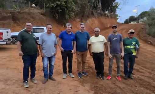 Prefeito Bemtivi anuncia início do calçamento na entrada de Santa Rita e celebra conclusão de estrada