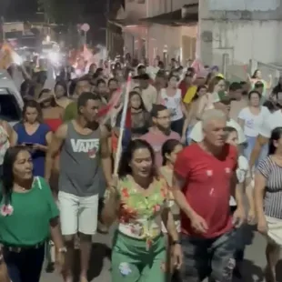 Prefeito Bemtivi promove a maior mobilização política em Itanhém e reúne centenas de pessoas em apoio aos seus candidatos