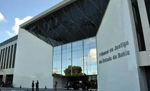 Suspeita de fraude com assinatura de morto em cartório de Medeiros Neto é investigada pelo TJ-BA