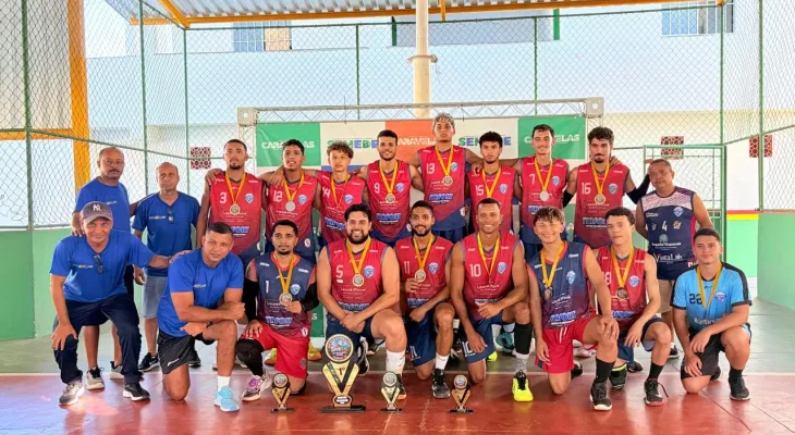 Time masculino de Itanhém é campeão invicto da Liga de Voleibol do Extremo Sul
