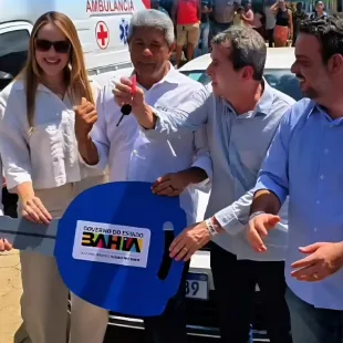 Vjea vídeo  - ITANHÉM JÁ RECEBE MAIS DE R$ 1 MILHÃO EM EQUIPAMENTOS PARA SAÚDE E AGRICULTURA DURANTE VISITA DO GOVERNADOR