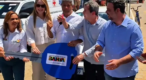 Vjea vídeo  - ITANHÉM JÁ RECEBE MAIS DE R$ 1 MILHÃO EM EQUIPAMENTOS PARA SAÚDE E AGRICULTURA DURANTE VISITA DO GOVERNADOR
